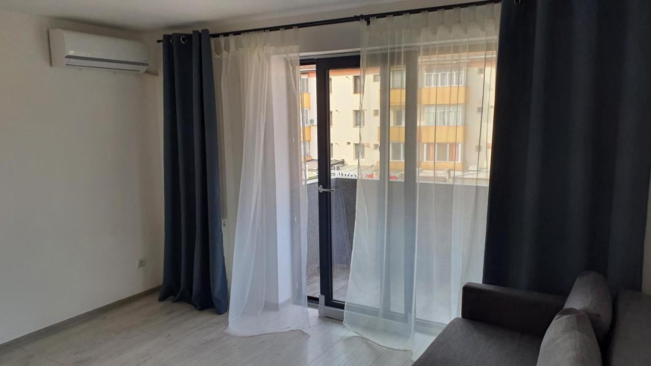 Fim Apartament Apartman Vajdahunyad Kültér fotó