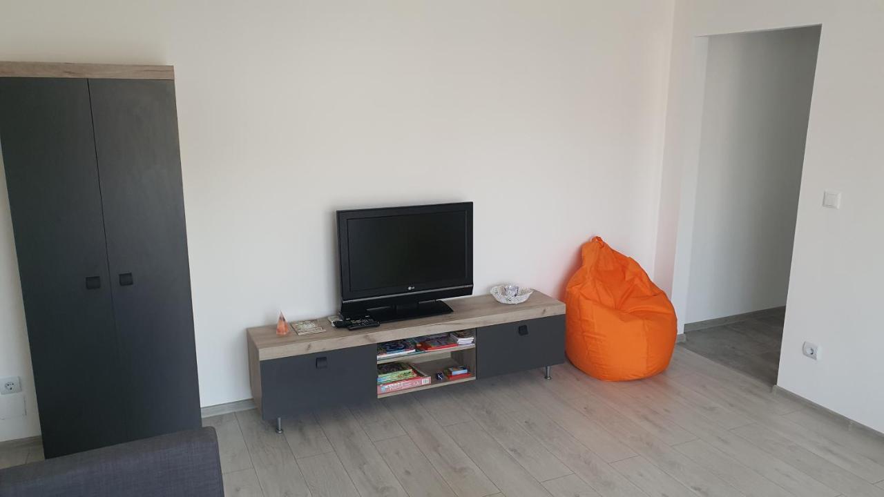 Fim Apartament Apartman Vajdahunyad Kültér fotó