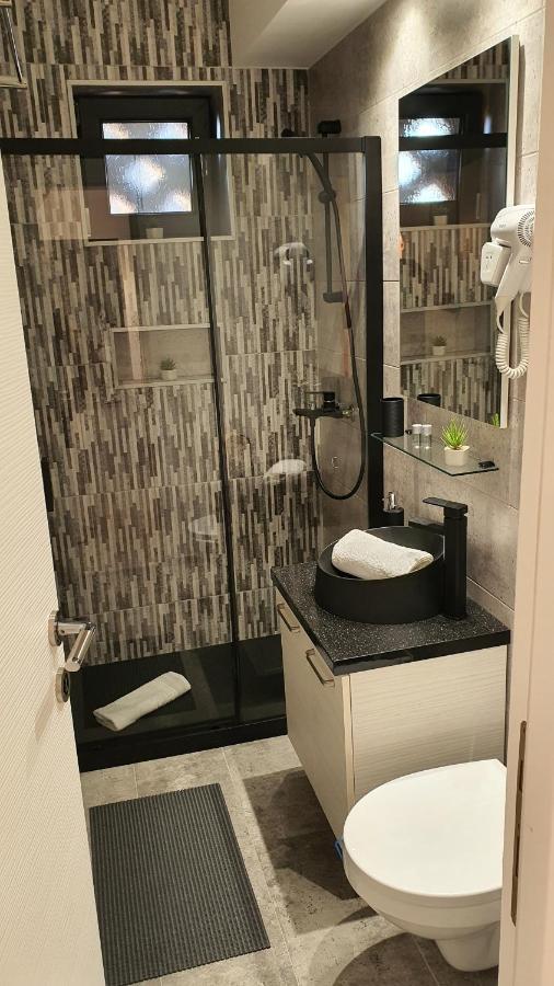 Fim Apartament Apartman Vajdahunyad Kültér fotó